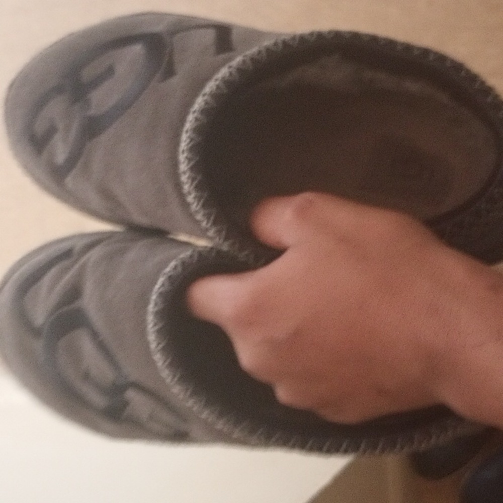 UGG size 8 color :gray and blue